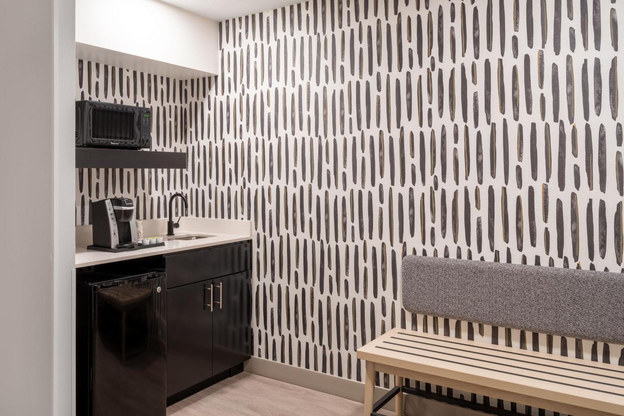 Atwell Suites Austin Airport By Ihg Exterior foto